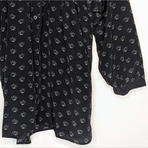 Tucker The Combo Classic Blouse Inked Batik in Crepe de Chine Silk Top Floral - Picture 3 of 7